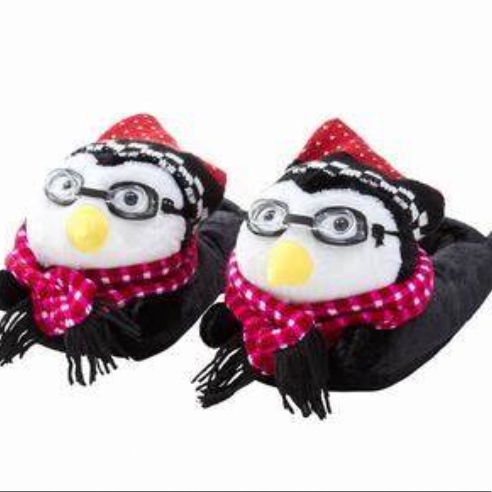 Hugsy Slippers - The Friends Exoerience NEW